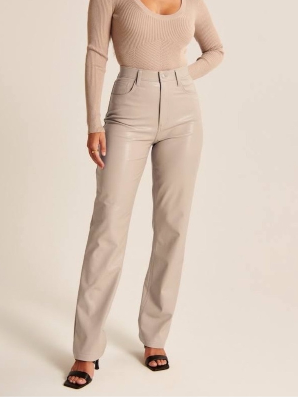 NWOT Abercrombie Curve Love 90s Straight Ultra High Rise Vegan Leather Pants 25L